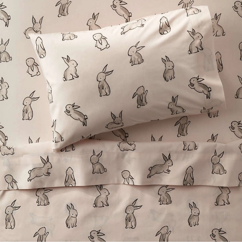 Crate Kids pink bunny toddler sheet set